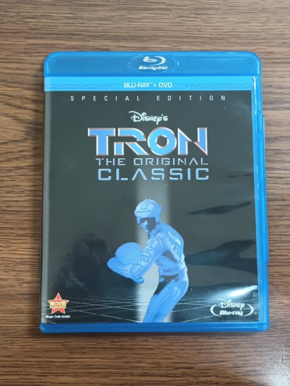 Tron The Original Classic Blu ray + DVD Jeff Bridges Bruce Boxleitner